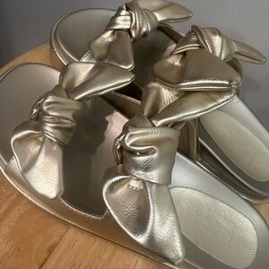 Gold wedge Sandals with bows